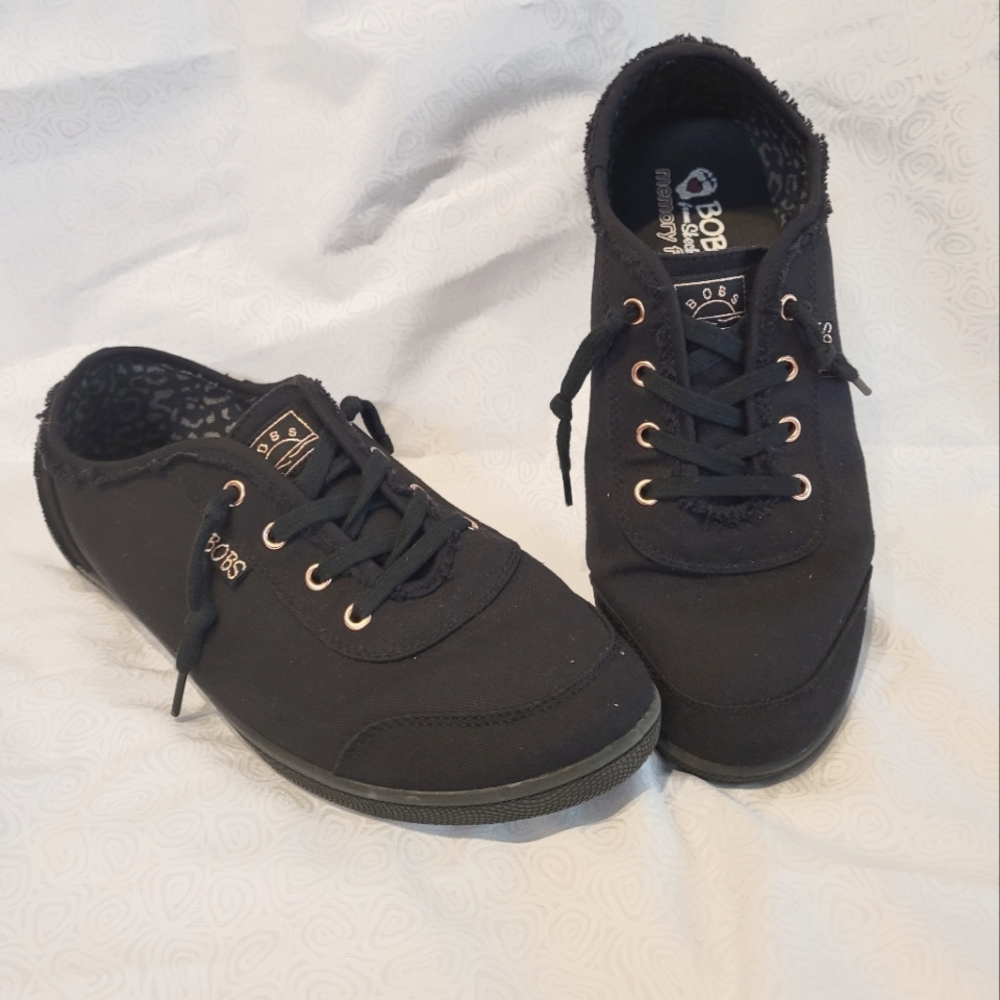 BOBS